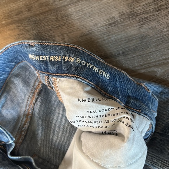 AE 90’s boyfriend jeans - Picture 3 of 3